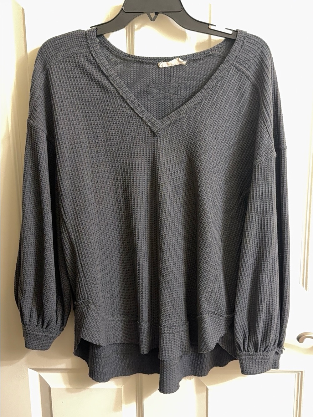 Relaxed V-Neck Waffle Pullover Hoodie - Charcoal